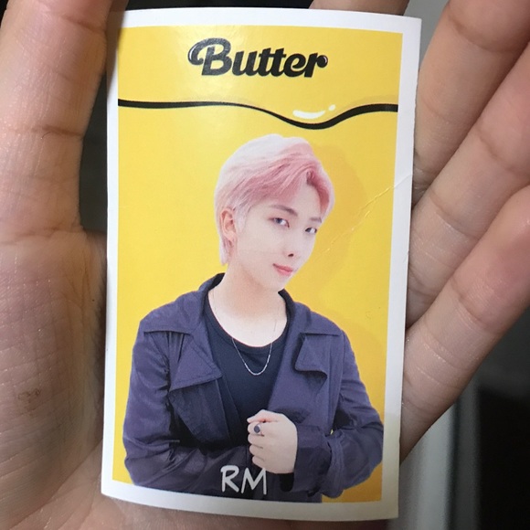 complete 6  BTS RM LOMO CARDS and ot7 pin - Picture 8 of 11